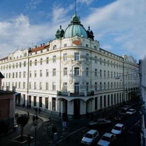 Grand Hotel